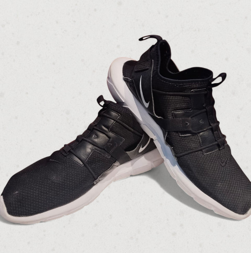 {product_title} – Preloved Sneakers Pakistan | Retread Wear