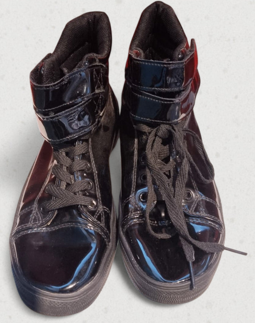 {product_title} – Preloved Sneakers Pakistan | Retread Wear