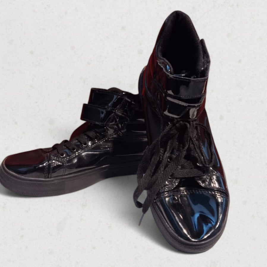 {product_title} – Preloved Sneakers Pakistan | Retread Wear