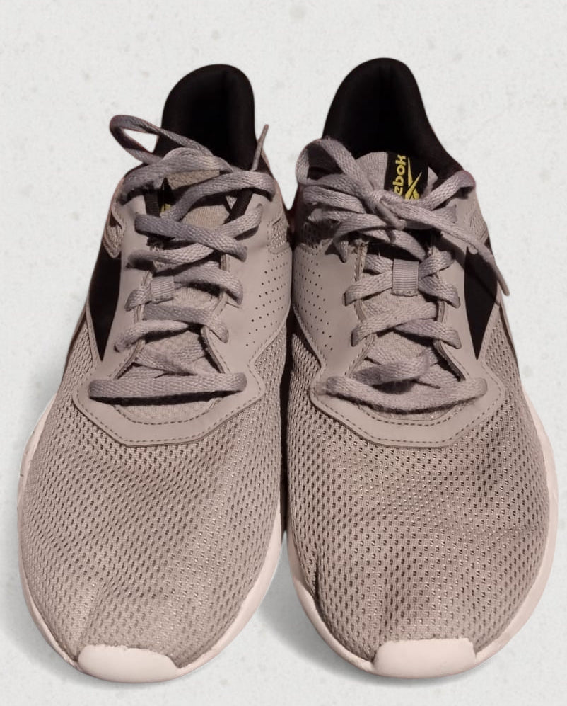 {product_title} – Preloved Sneakers Pakistan | Retread Wear
