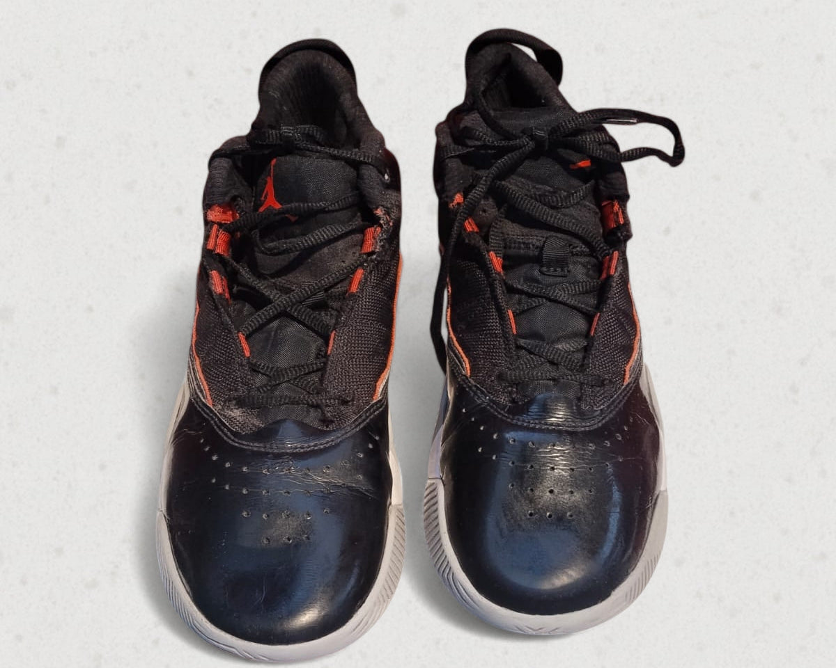 {product_title} – Preloved Sneakers Pakistan | Retread Wear