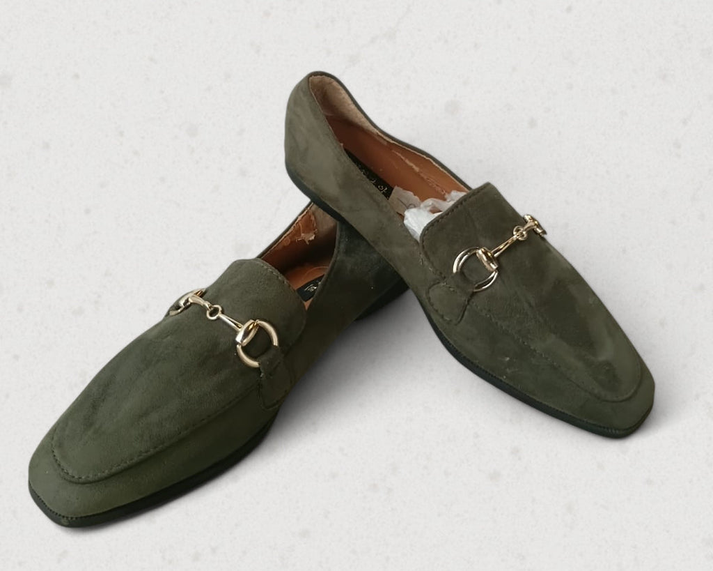 {product_title} – Preloved Sneakers Pakistan | Retread Wear