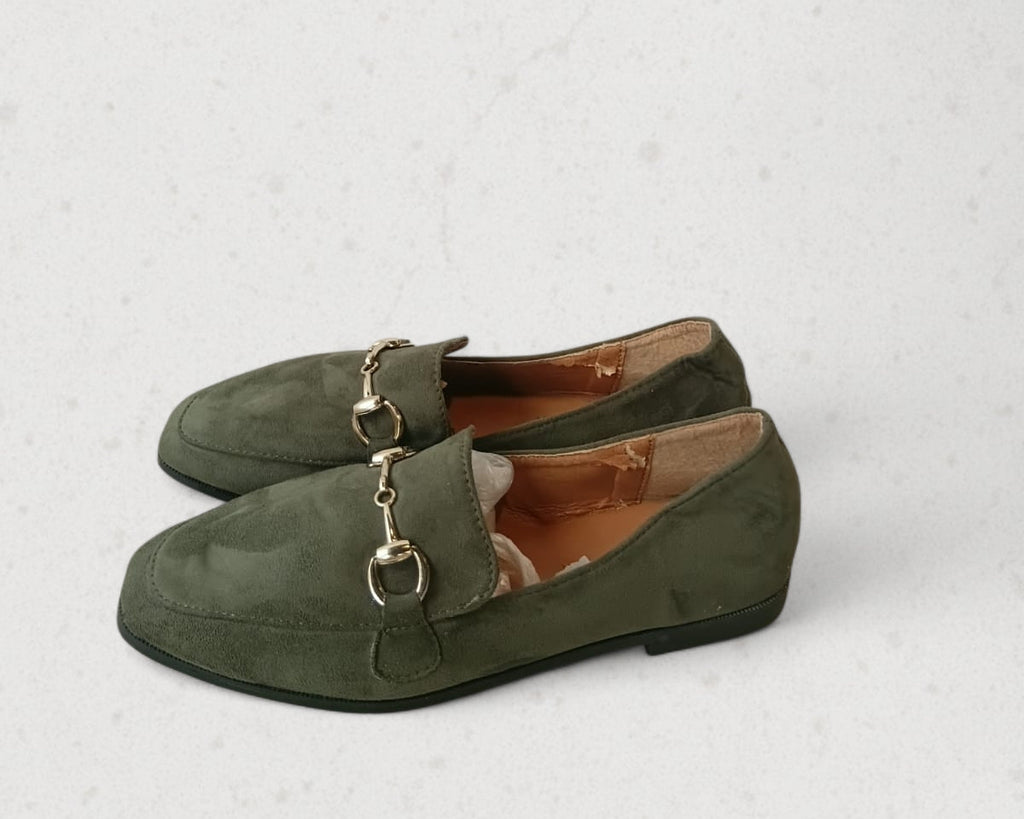 {product_title} – Preloved Sneakers Pakistan | Retread Wear