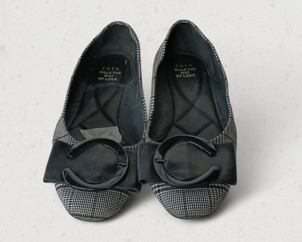 {product_title} – Preloved Sneakers Pakistan | Retread Wear