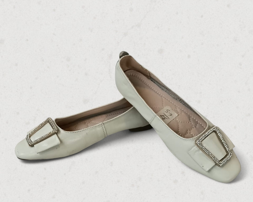 {product_title} – Preloved Sneakers Pakistan | Retread Wear