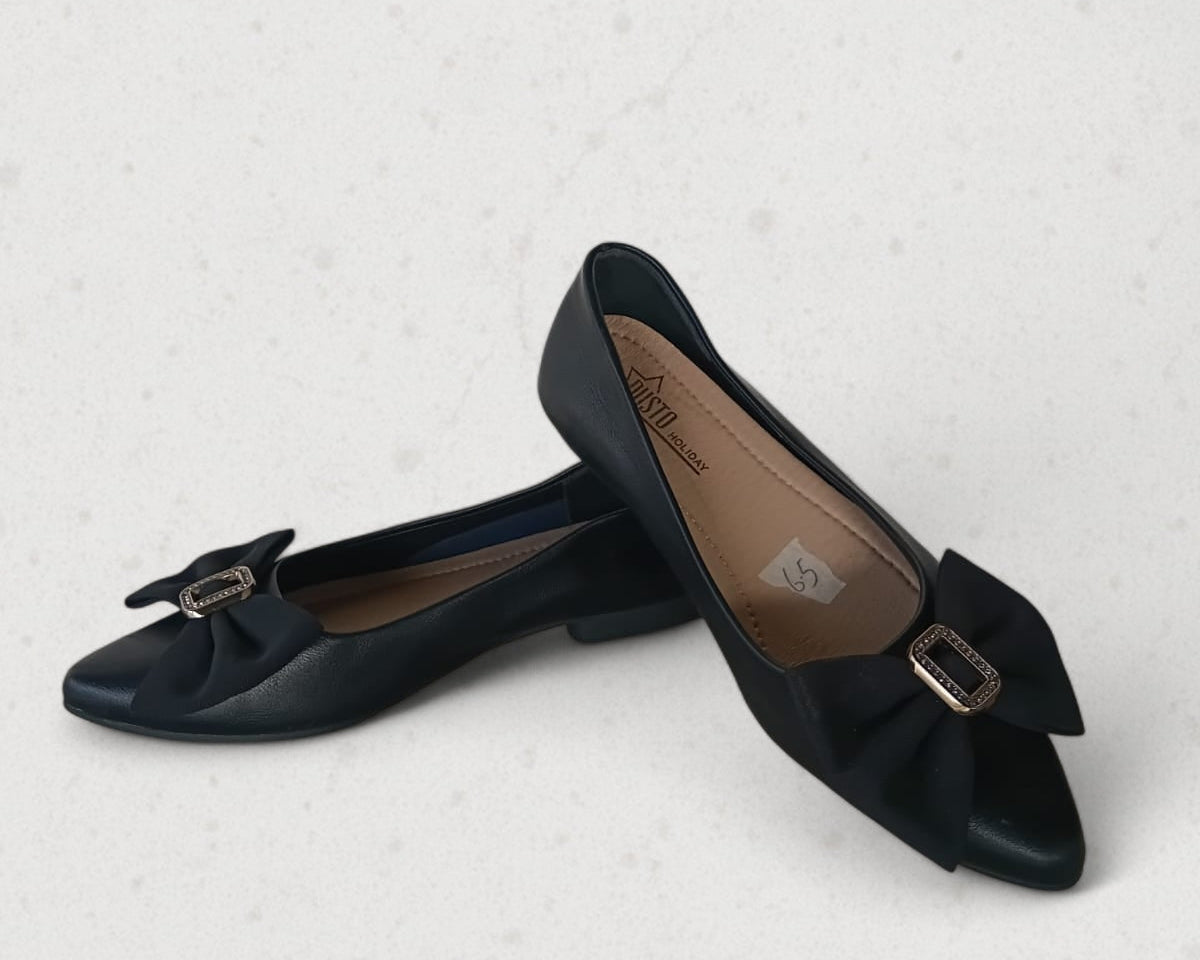{product_title} – Preloved Sneakers Pakistan | Retread Wear