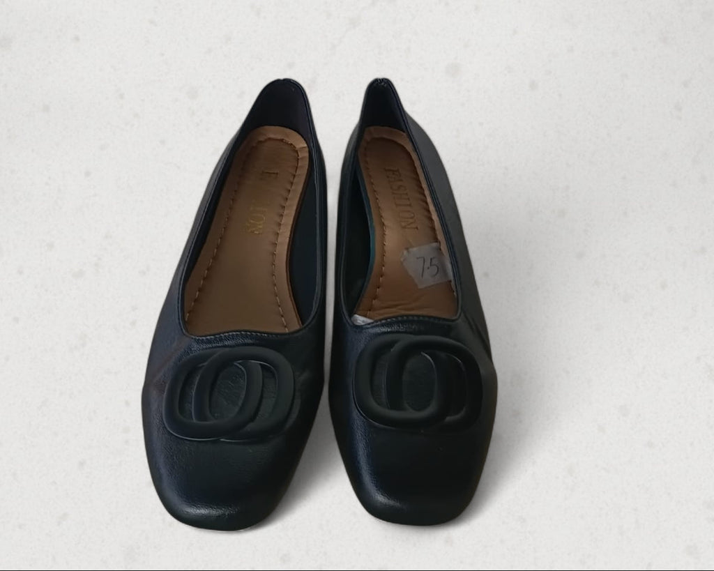 {product_title} – Preloved Sneakers Pakistan | Retread Wear