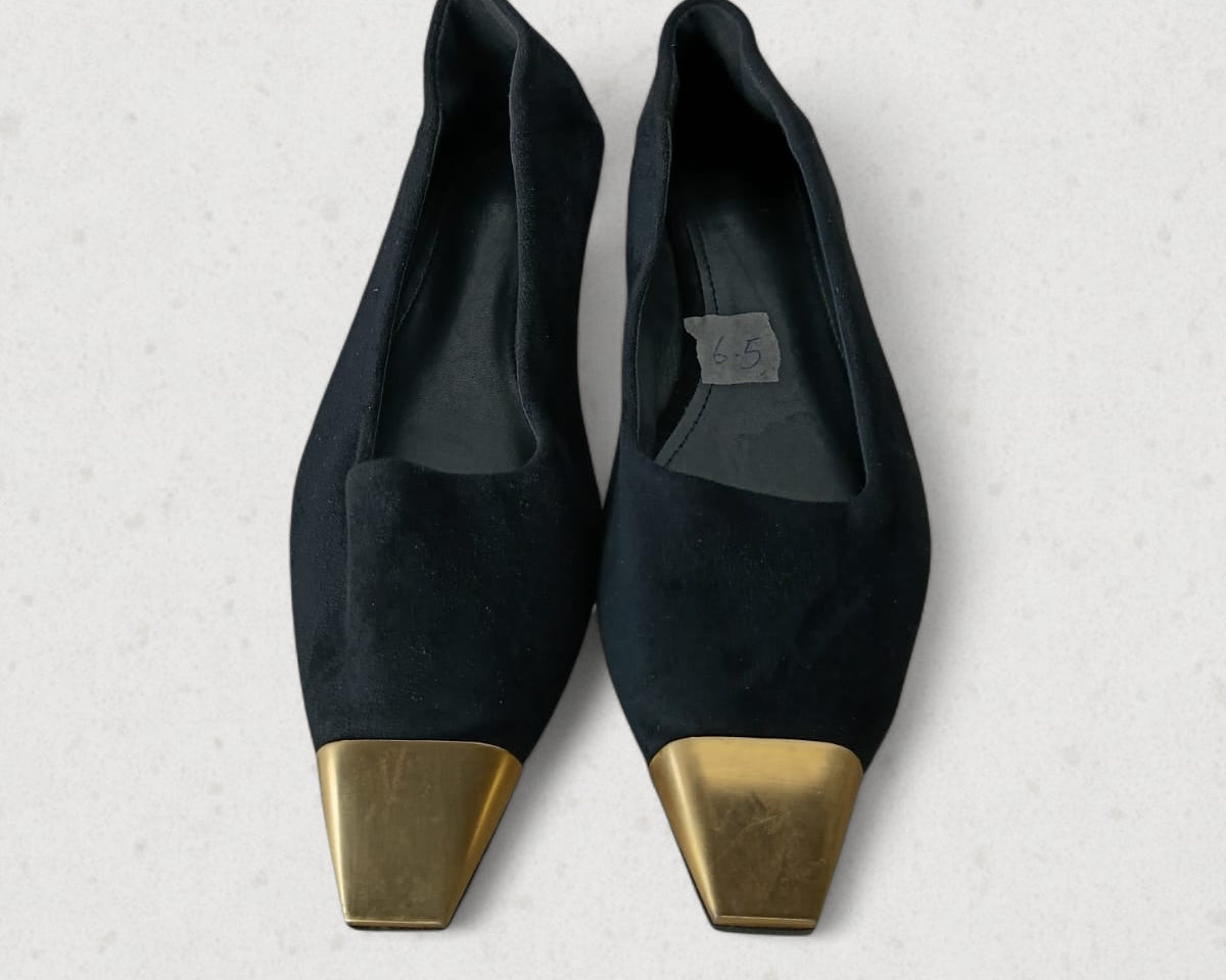{product_title} – Preloved Sneakers Pakistan | Retread Wear