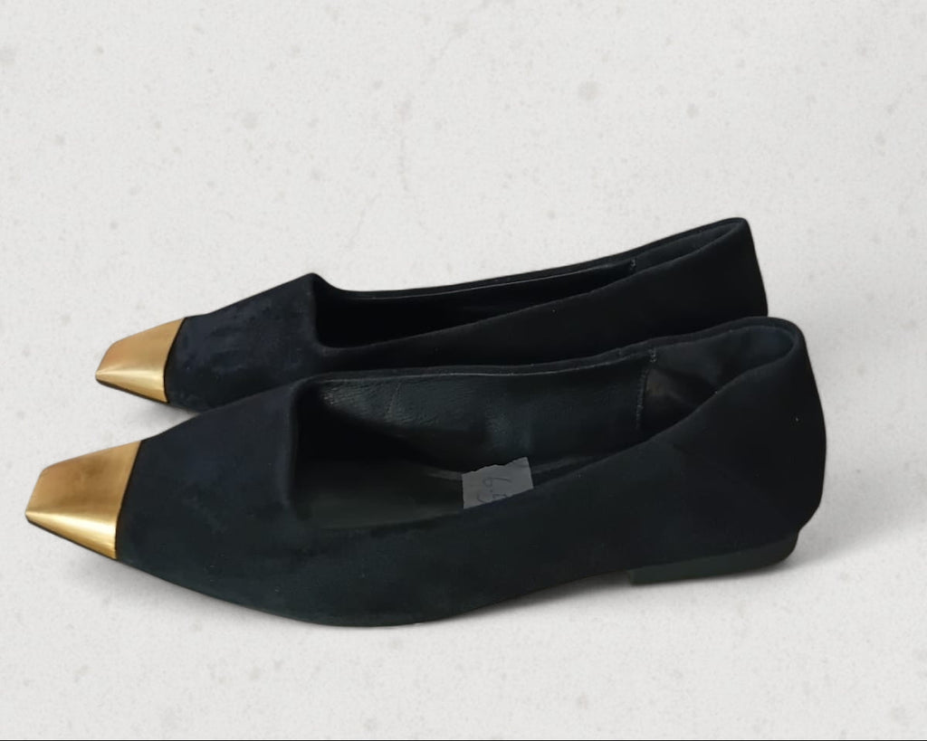 {product_title} – Preloved Sneakers Pakistan | Retread Wear