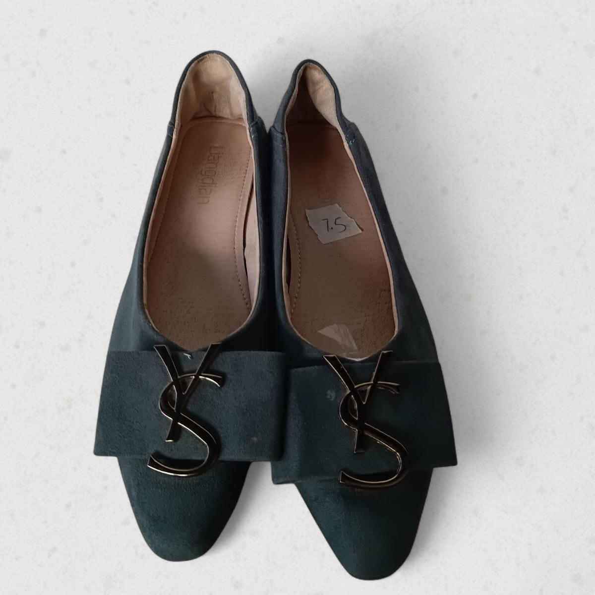 {product_title} – Preloved Sneakers Pakistan | Retread Wear