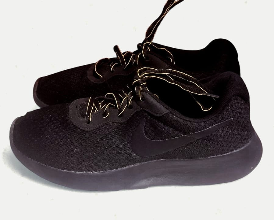 {product_title} – Preloved Sneakers Pakistan | Retread Wear