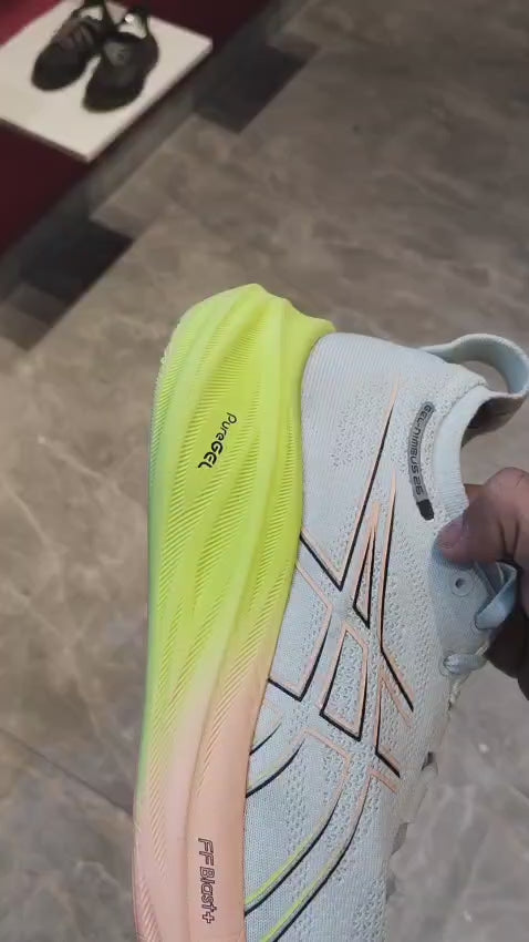 ASICS GEL-Nimbus 26