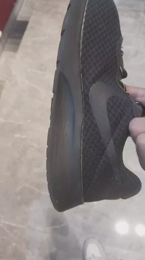 Nike Tanjun Black