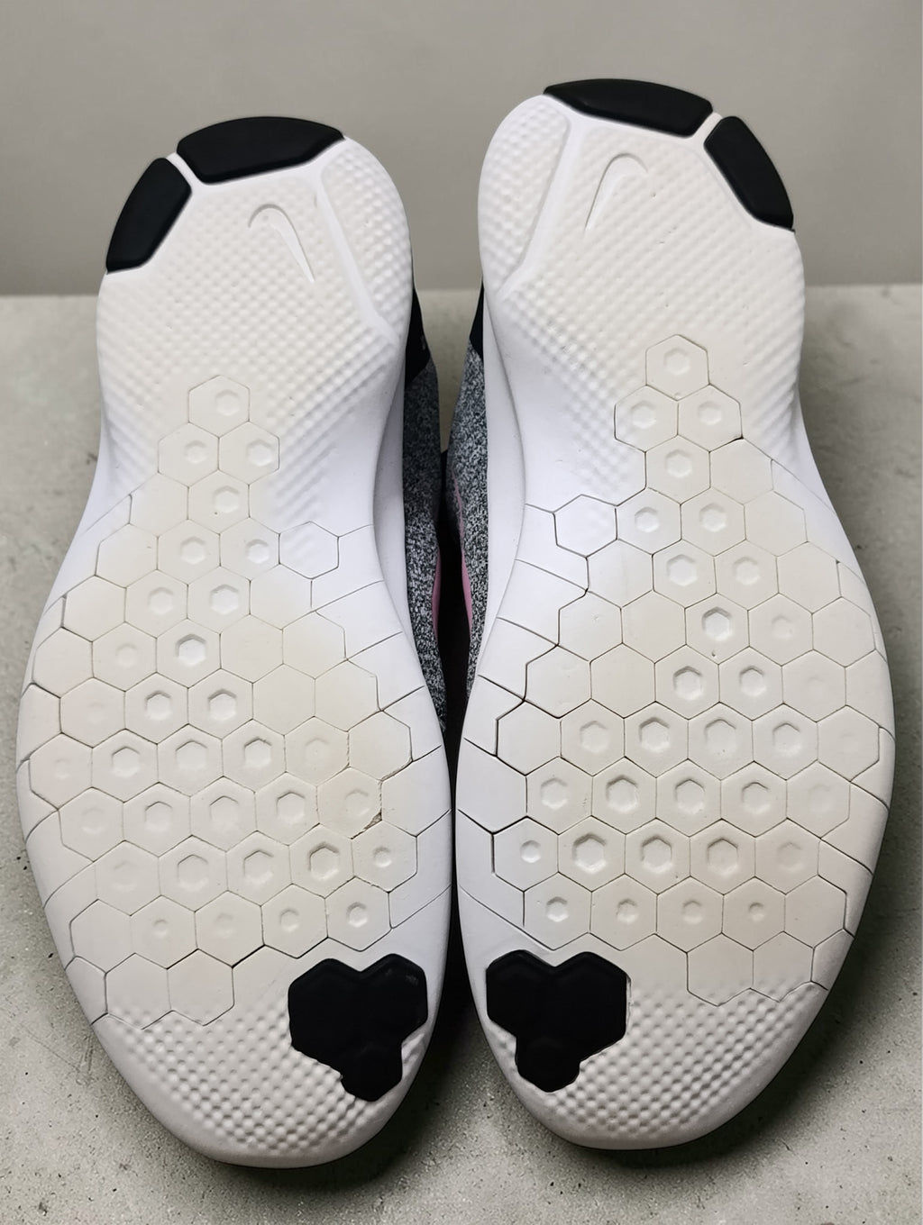 NIKE Flex Experience 8