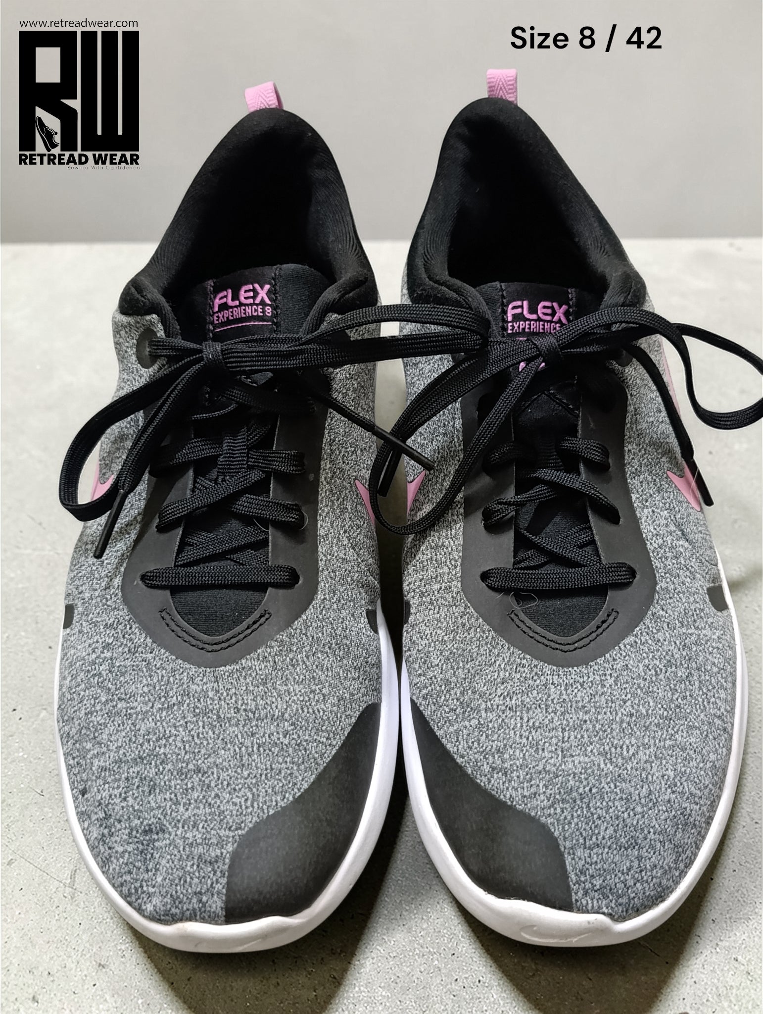 NIKE Flex Experience 8